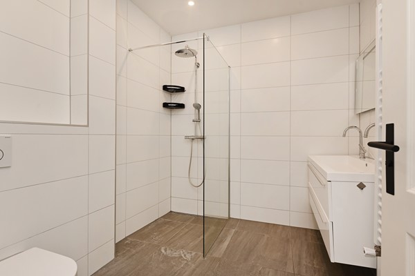 Medium property photo - Pijnboomstraat 3, 2565 ZH Den Haag